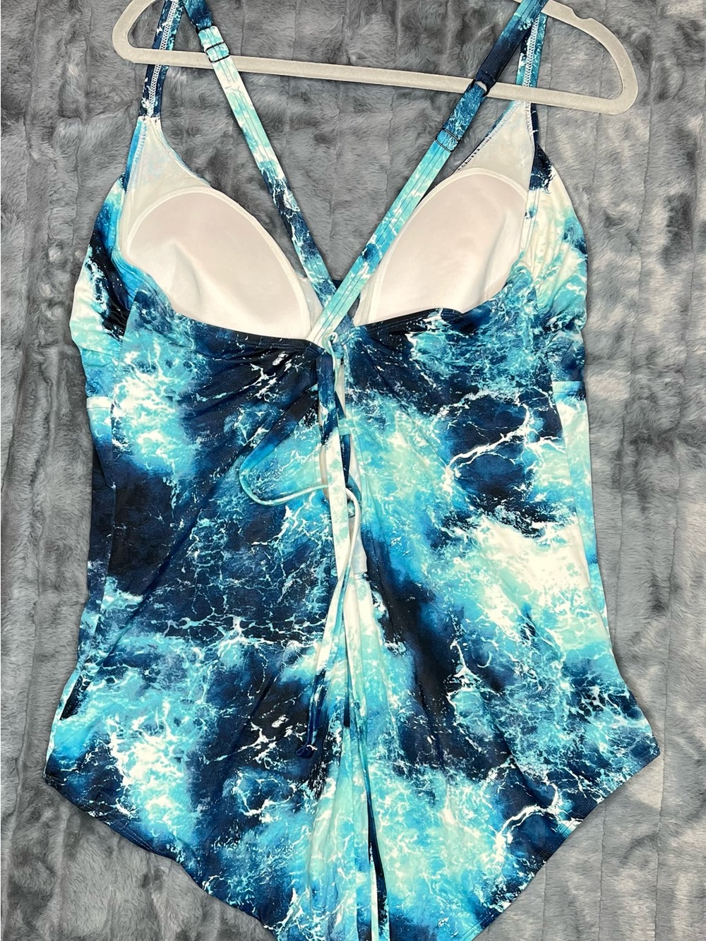 Torrid Ocean Water Print One Piece Swimsuit Plus Size 3 Strappy Cross Back - Picture 2 of 8